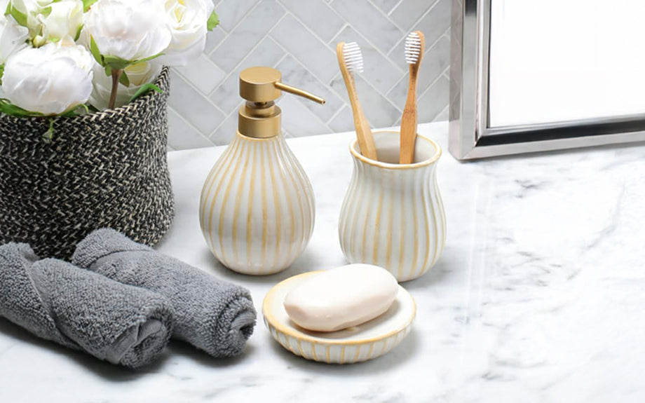 BATHROOM ACCESSORIES