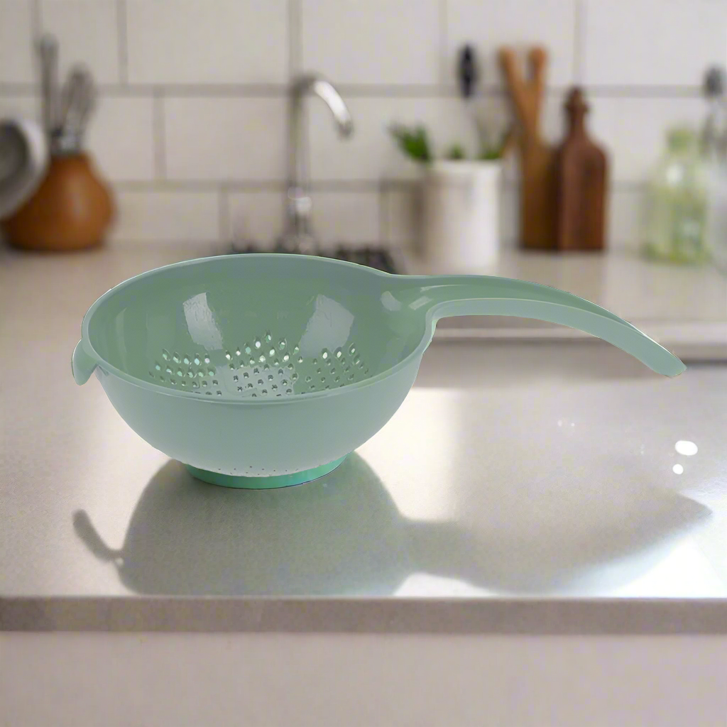 Colander With Handle PP
