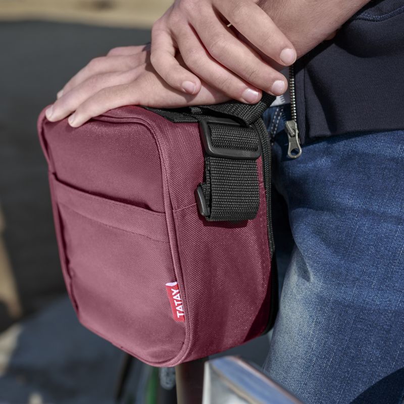 Urban Food Casual Burgundy